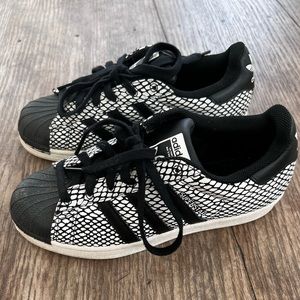 Superstar Black and White Snakeprint Adidas Sneakers